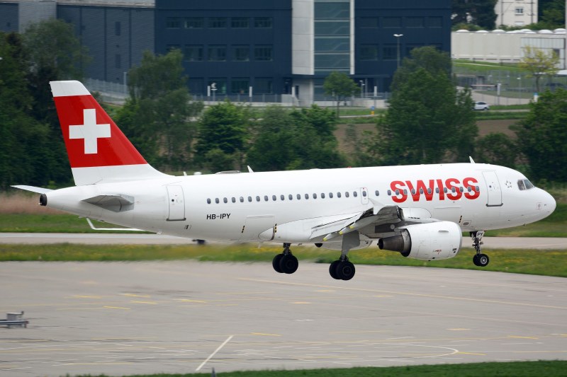 DSC_9296-HB-IPY-1996-Airbus-A319-112-sn-621-Swiss-International-Air-Lines-Photo-taken-2015-05-09-by-Marcel-Siegenthaler-at-Zurich-Kloten-Airport-ZH-Switzerland-ZRH-LSZH