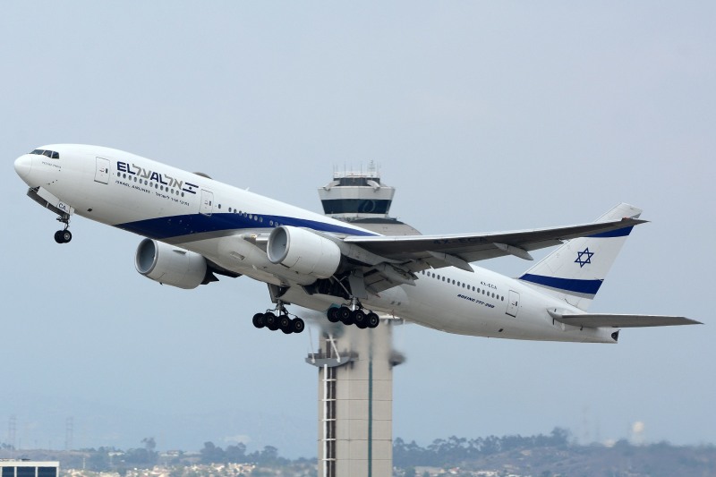 DSC_9577-4X-ECA-2001-Boeing-777-258ER-El-Al-Israel-Airlines-Photo-taken-2017-10-31-Los-Angeles-International-Airport-CA-USA-LAX-KLAX-copy