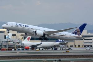 N26970 2017 Boeing 787-9 Dreamliner United Airlines