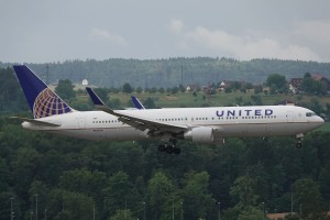 N652UA - Boeing 767-322ER - United Airlines - Zurich-Kloten Airport - Switzerland - ZRH - LSZH