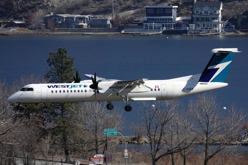 DSC08796-C-GDEN-2015-Bombardier-Q400-De-Havilland-Canada-DHC-8-402-Q400-sn-4500-Westjet-Encore-Photo-taken-2023-03-21-by-Marcel-Siegenthaler-at-Penticton-Airport-BC-Canada-YYF-CYYF