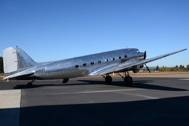 N18121 1937 Douglas DC-3A sn1997 Blue Skies Air LLC Photo taken 2018-09-26 by Marcel Siegenthaler at Aurora State Airport, OR USA UAO/KUAO