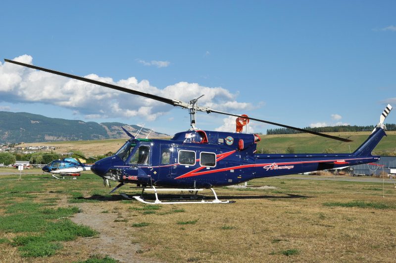 DSC_1885-C-GRIL-1980-Bell-212-sn-31111-Advantage-Helicopters-Inc.-Photo-taken-2014-09-04-by-Marcel-Siegenthaler-at-Vernon-Airport-BC-Canada-YVK-CYVK