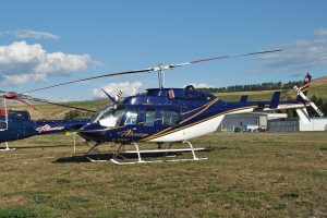 DSC_1901-C-FPIY-2000-Bell-206L-4-LongRanger-sn-52241-Advantage-Helicopters-Inc.-Photo-taken-2014-09-04-by-Marcel-Siegenthaler-at-Vernon-Airport-BC-Canada-YVK-CYVK