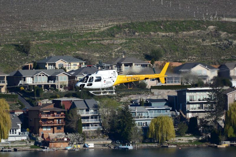 DSC_8085-C-FNZU-1999-Aerospatiale-AS350B3-AStar-sn-3195-Canadian-Helicopters-Photo-taken-2016-04-10-by-Marcel-Siegenthaler-at-Penticton-Airport-BC-Canada-YYF-CYYF