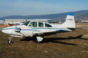 ms004706-C-GRMJ-1965-Beech-D95A-Travel-Air-sn-TD-617-Photo-taken-2005-02-18-by-Marcel-Siegenthaler-at-Penticton-Airport-BC-Canada-YYF-CYYF