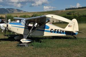 DSC_1880-C-FEZH-1960-Piper-PA-22-150-Tri-Pacer-sn-22-7379-Photo-taken-2014-09-04-by-Marcel-Siegenthaler-at-Vernon-Airport-BC-Canada-YVK-CYVK