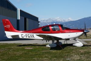 DSC_7778-C-FGXK-2011-Cirrus-SR20-sn-2112-Calgary-Flying-Club-Calgary-AB-Canada-Photo-taken-2016-03-05-by-Marcel-Siegenthaler-at-Penticton-Airport-BC-Canada-YYF-CYYF