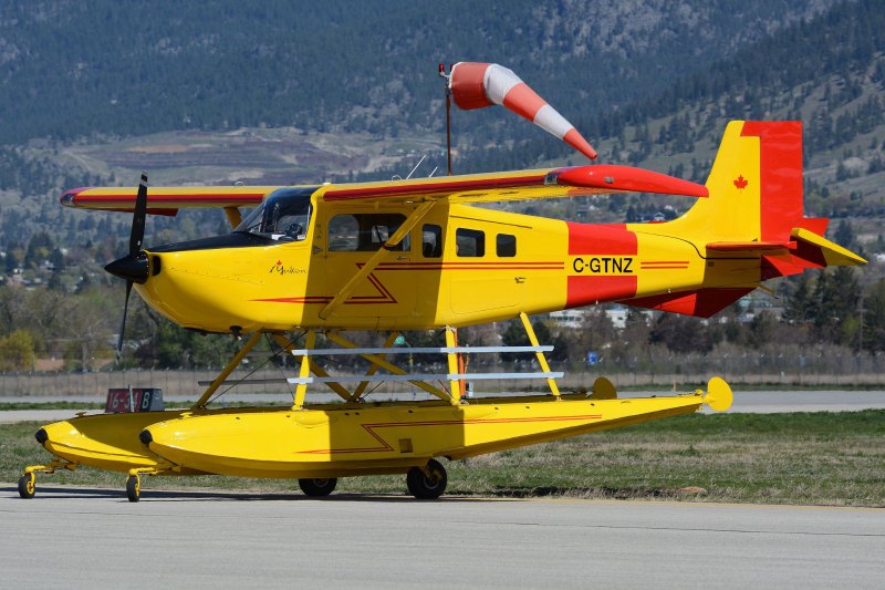 DSC_8070-C-GTNZ-2012-Murphy-Yukon-floatplane-sn-0001Y-Photo-taken-2016-04-10-by-Marcel-Siegenthaler-at-Penticton-Airport-BC-Canada-YYF-CYYF