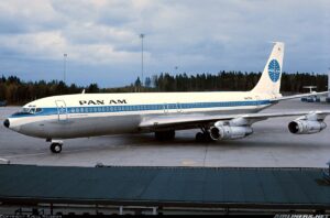 Pan American World Airways (Pan Am) - Boeing 707 - N407PA